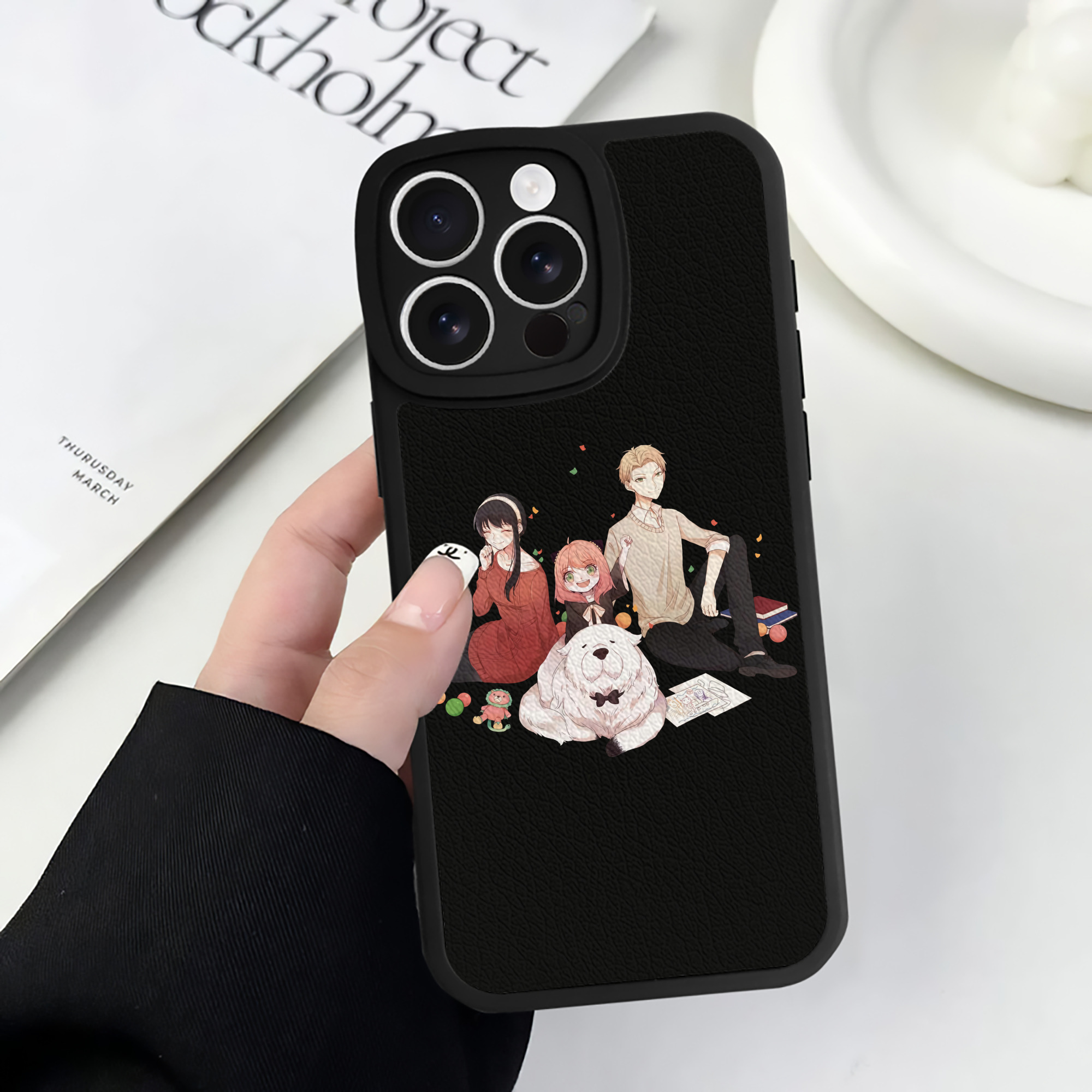 （画像用） SPY×FAMILY间谍家家酒 【iPhone 16シリーズ対応】シリコンスマホケース（レザー調） 材質：シリコン